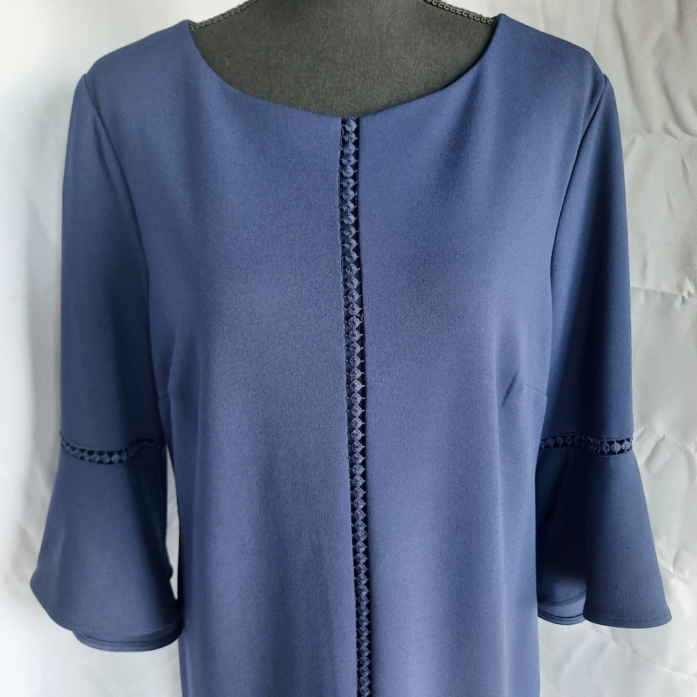 Roz & Ali Navy Blue Dress Sz 14 Bell Sleeve Flutter Hem Knee / Midi Lgth Church - Picture 3 of 16